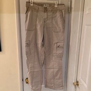 Hollister Women’s Beige Cargo Pants